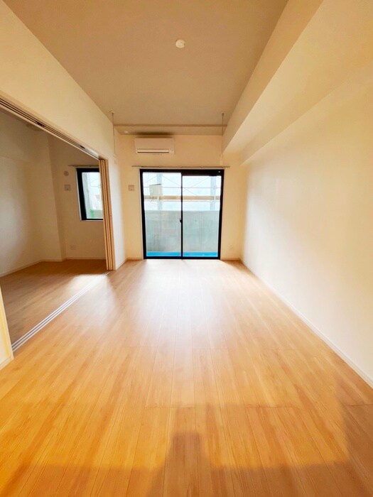 物件内観写真6　(居室)