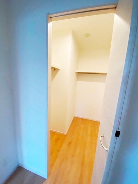 物件内観写真11　(収納)