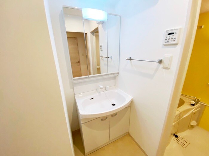 物件内観写真12　(洗面)