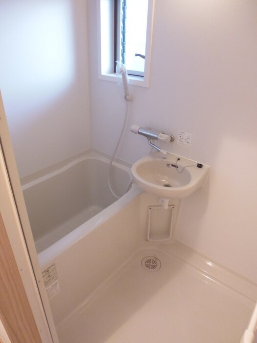 物件内観写真12　(バス／シャワールーム等)