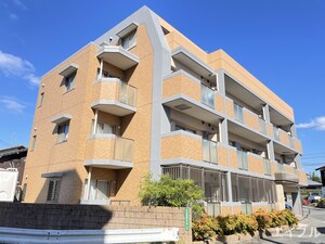 ＬＩＶＥ二日市外観写真
