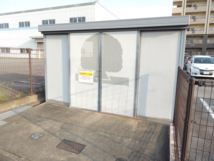 物件外観写真5　(建物設備)