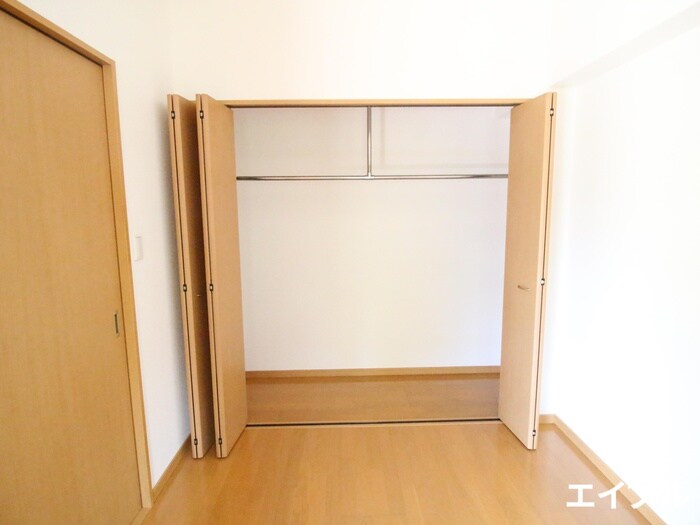 物件内観写真11　(収納)