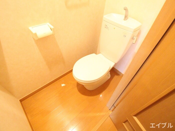 物件内観写真13　(トイレ)