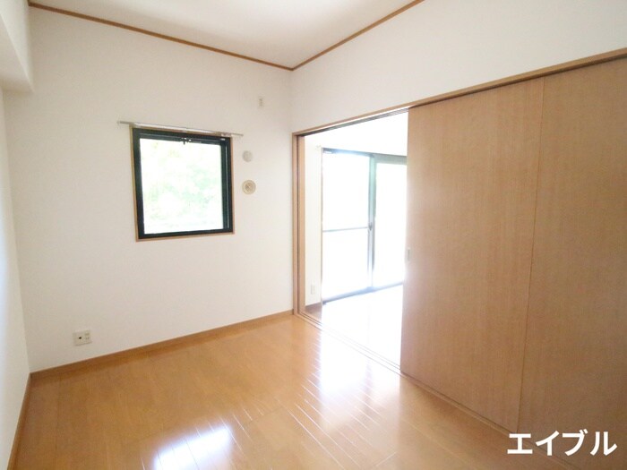 物件内観写真17　(居室)