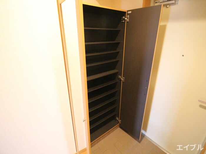 物件内観写真20　(靴箱)