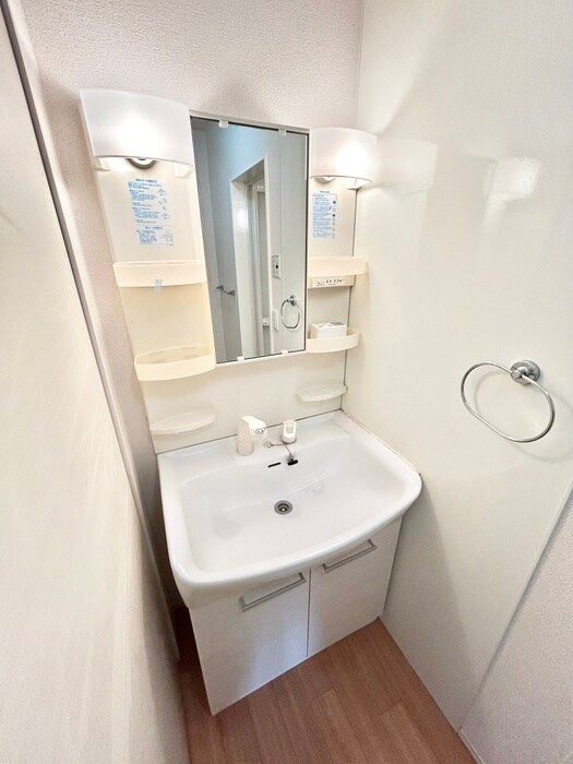 物件内観写真7　(洗面)