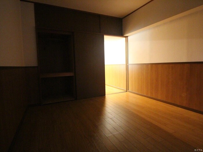 物件内観写真6　(居室)
