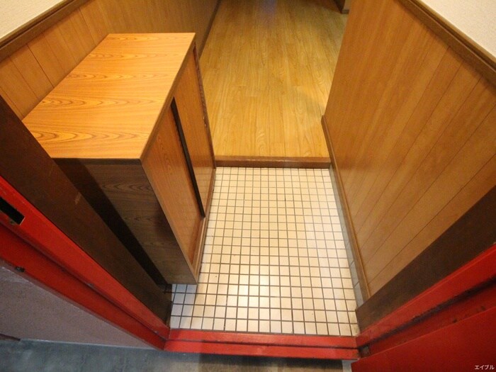 物件内観写真11　(玄関)