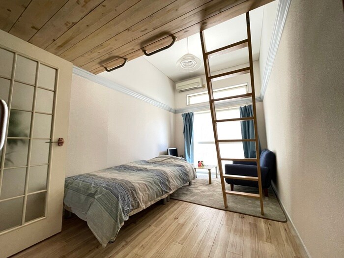 物件内観写真4　(居室)