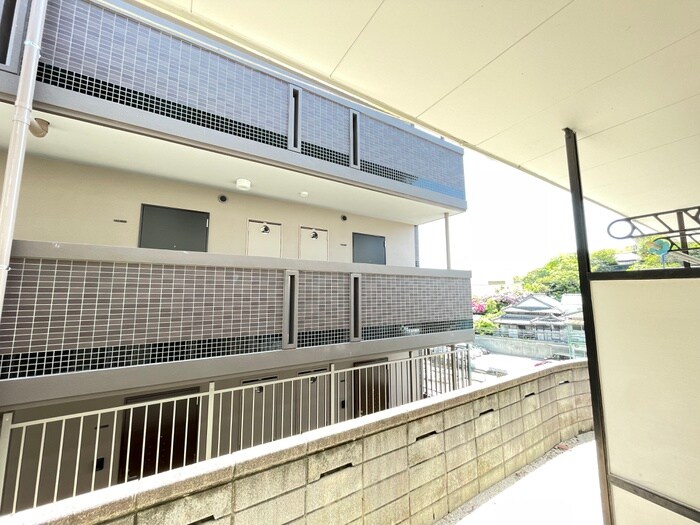 物件内観写真11　(室内からの展望)