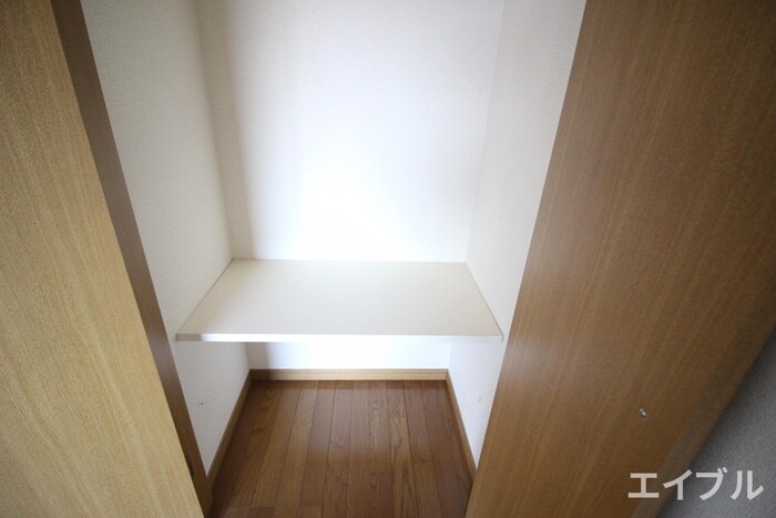 物件内観写真12　(収納)