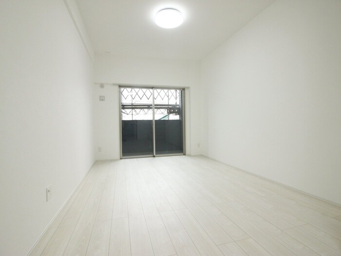 物件内観写真5　(居室)