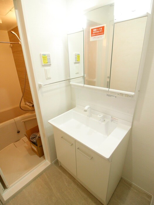 物件内観写真11　(洗面)