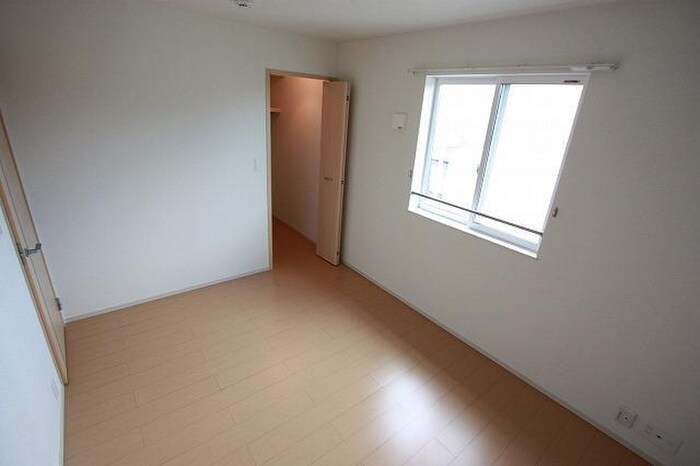 物件内観写真14　(内観写真)