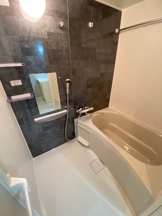 物件内観写真10　(バス／シャワールーム等)