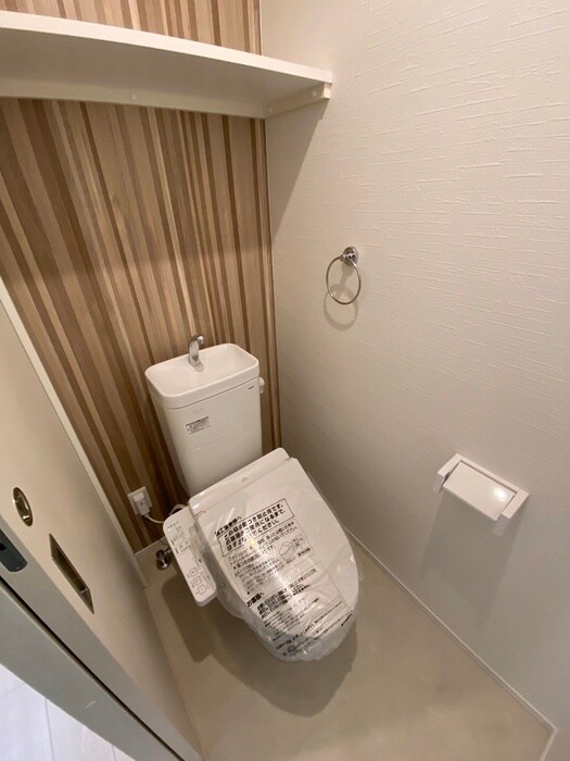 物件内観写真13　(トイレ)