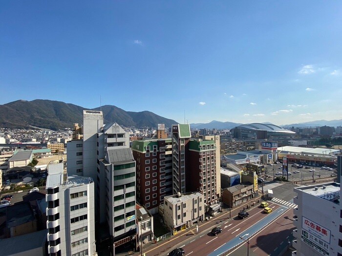 物件内観写真16　(室内からの展望)