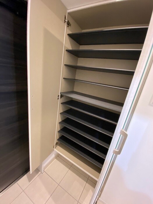 物件内観写真17　(靴箱)