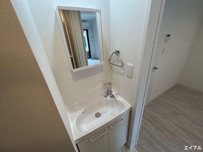 物件内観写真9　(洗面)