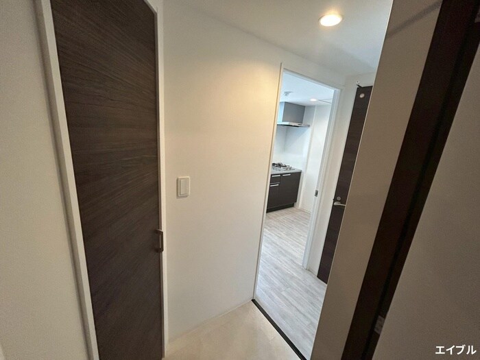 物件内観写真13　(廊下)