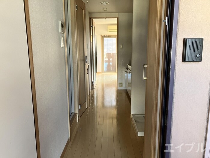 物件内観写真14　(玄関)