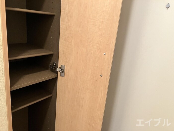 物件内観写真15　(靴箱)