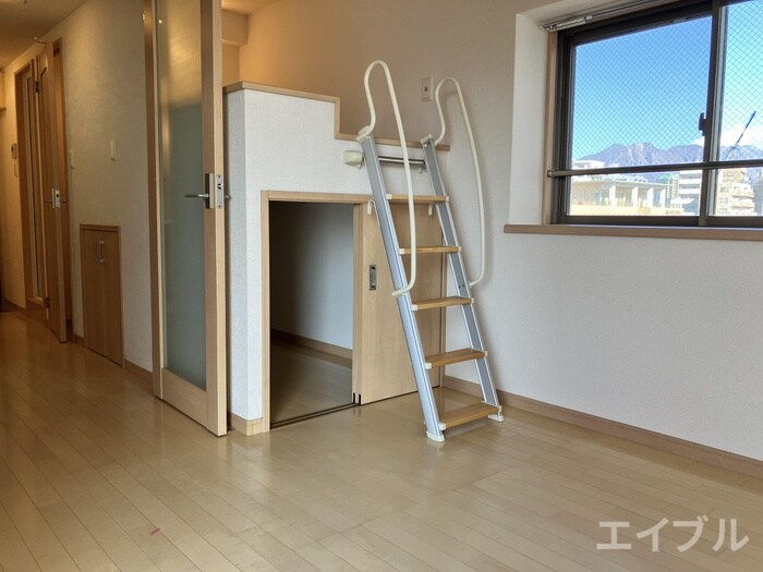 物件内観写真16　(ロフト)