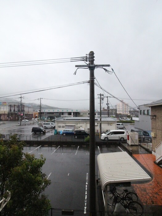 物件内観写真14　(室内からの展望)