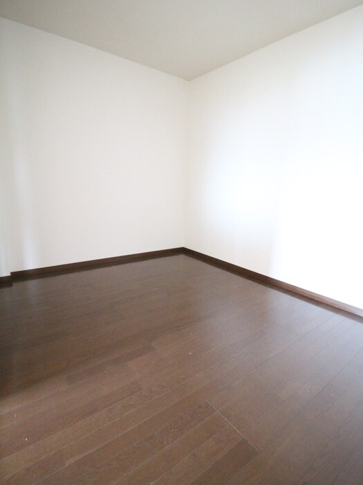 物件内観写真18　(居室)