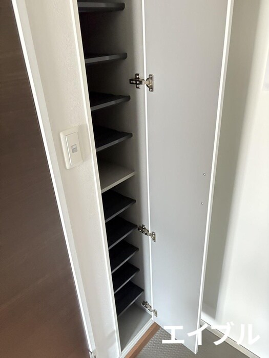 物件内観写真13　(靴箱)