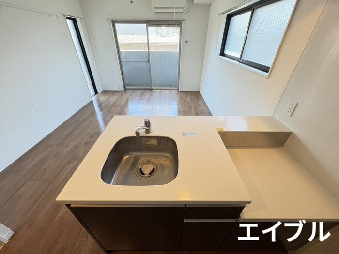 物件内観写真15　(玄関)