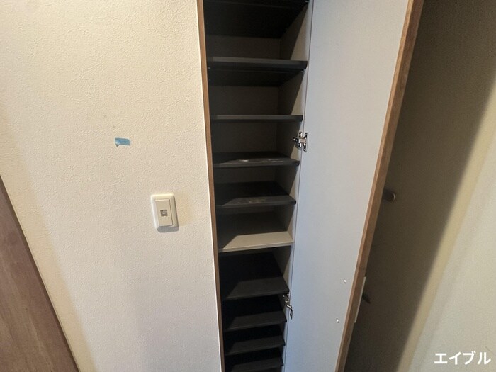 物件内観写真16　(靴箱)