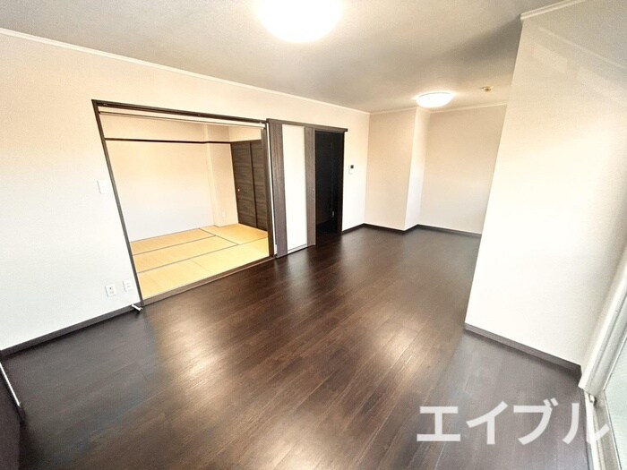 物件内観写真16　(居室)