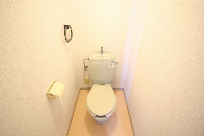 物件内観写真10　(トイレ)