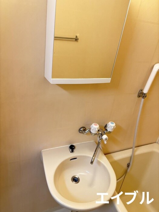 物件内観写真11　(洗面)