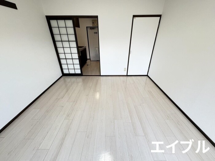 物件内観写真19　(居室)