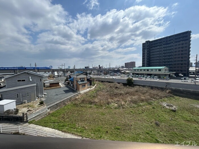 物件内観写真20　(室内からの展望)