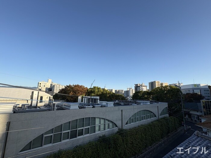 物件内観写真22　(室内からの展望)