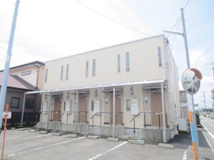 ヴィヴレイースト外観写真