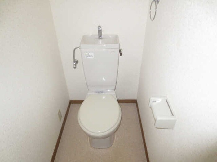 物件内観写真14　(トイレ)