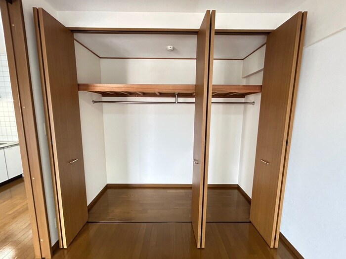 物件内観写真15　(収納)