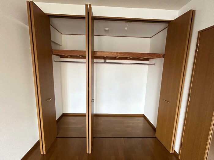 物件内観写真15　(収納)