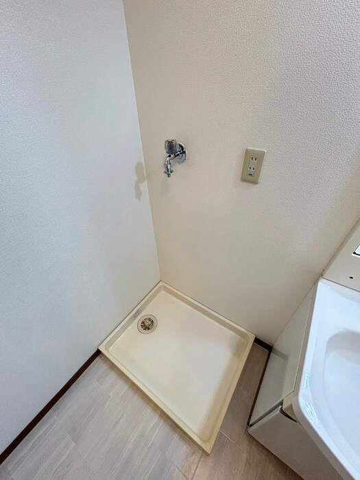 物件内観写真20　(洗濯機置場)