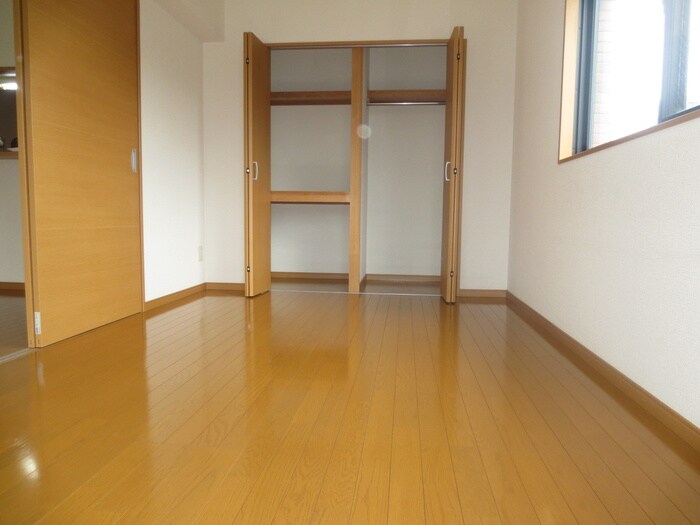 物件内観写真7　(収納)