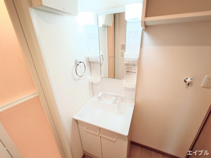 物件内観写真11　(洗面)