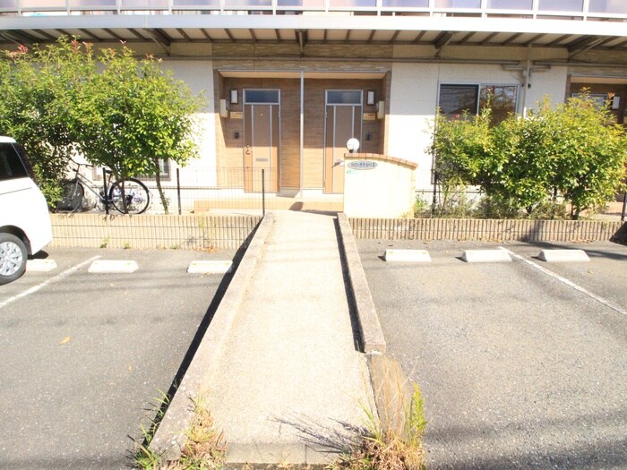 物件外観写真4　(その他)