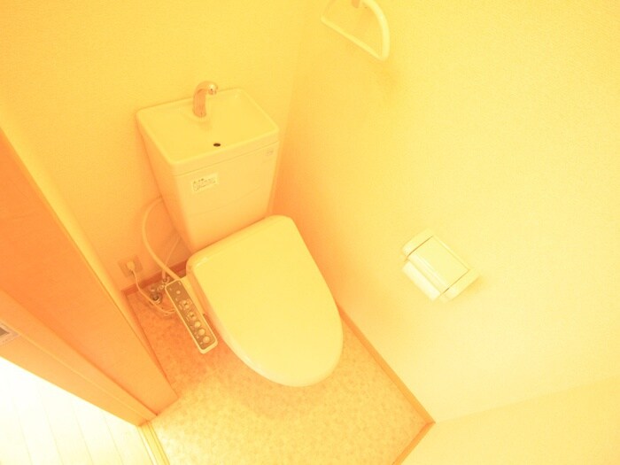 物件内観写真9　(トイレ)