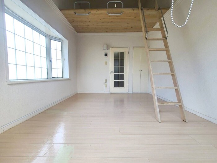 物件内観写真5　(居室)