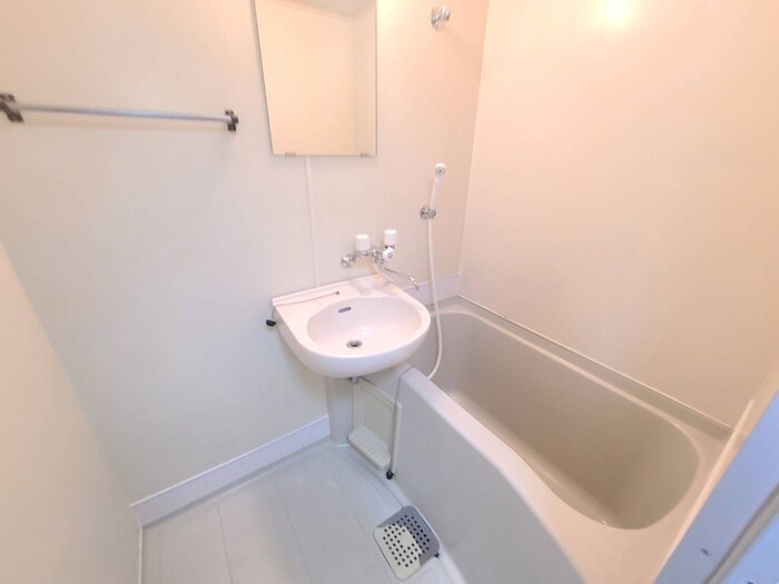 物件内観写真8　(バス／シャワールーム等)